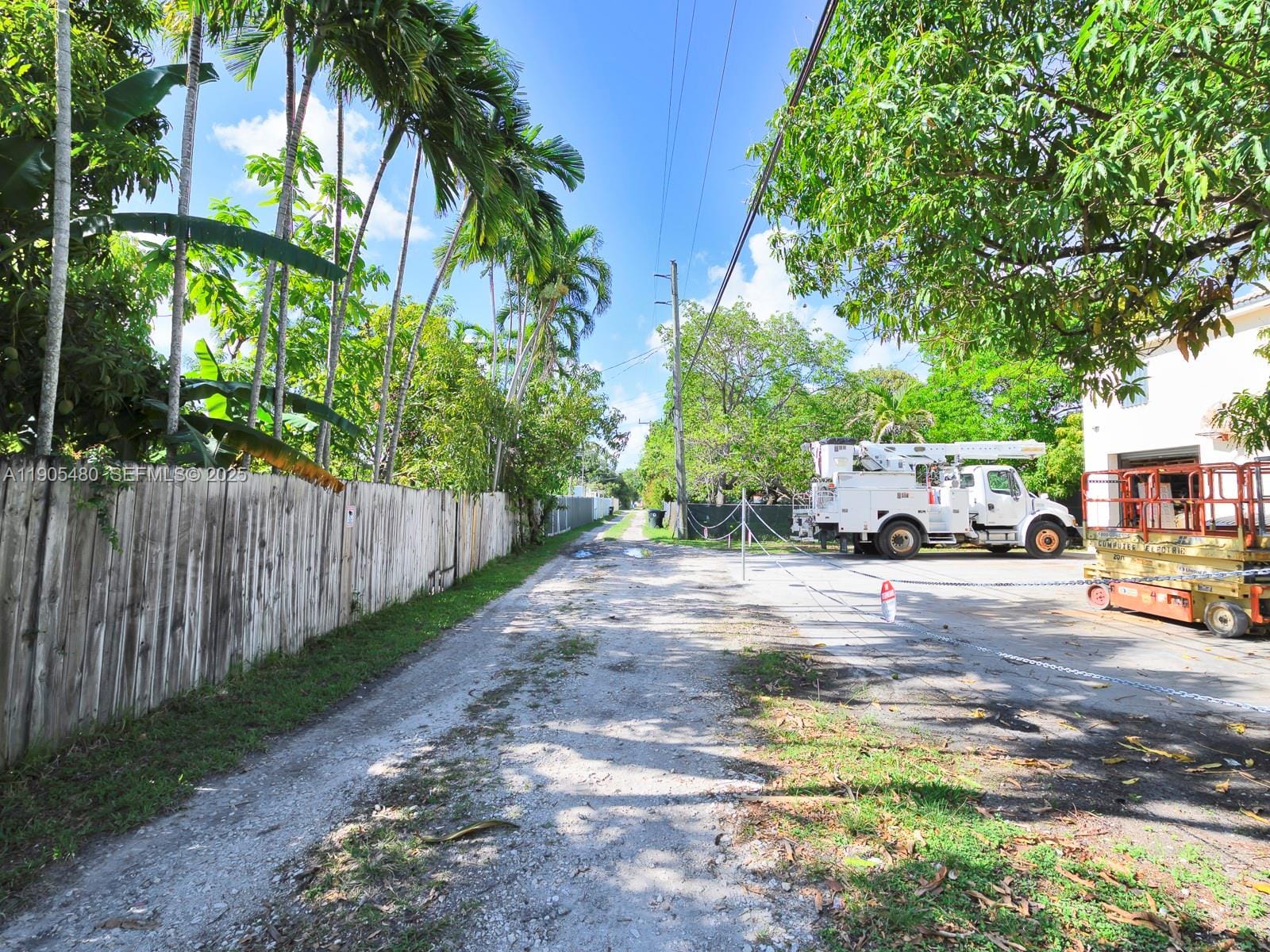660 Miller Drive, Miami Springs, FL 33166 photo 26