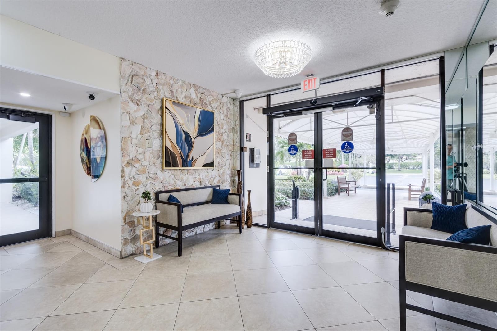 3510 Oaks Way 307 — photo 3
