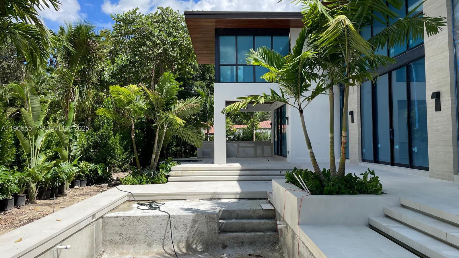 1409 Algardi Avenue, Coral Gables, FL 33146 photo 4