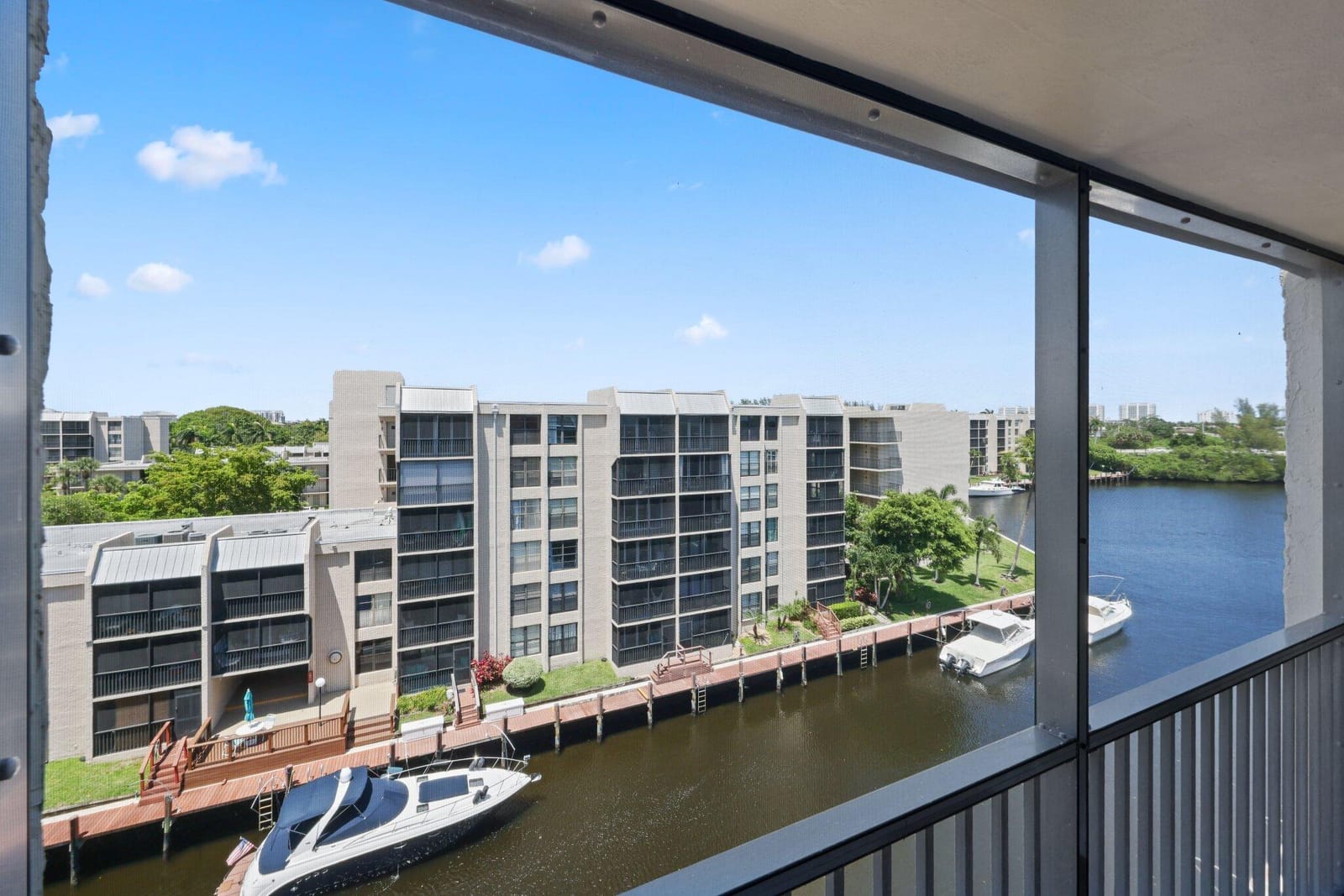 12 Royal Palm Way Unit 605, Boca Raton, FL 33432 photo 3