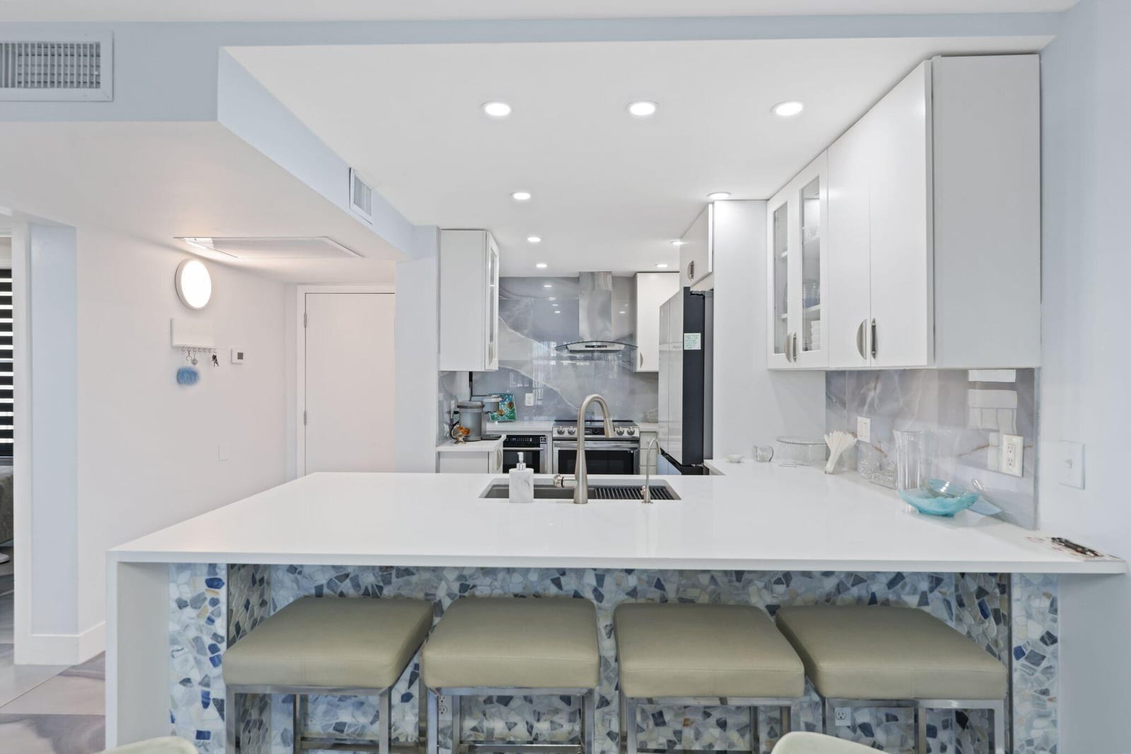 12 Royal Palm Way Unit 605, Boca Raton, FL 33432 photo 10