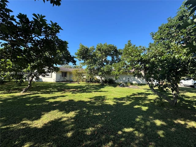 22900 SW 172nd Avenue, Miami, FL 33170