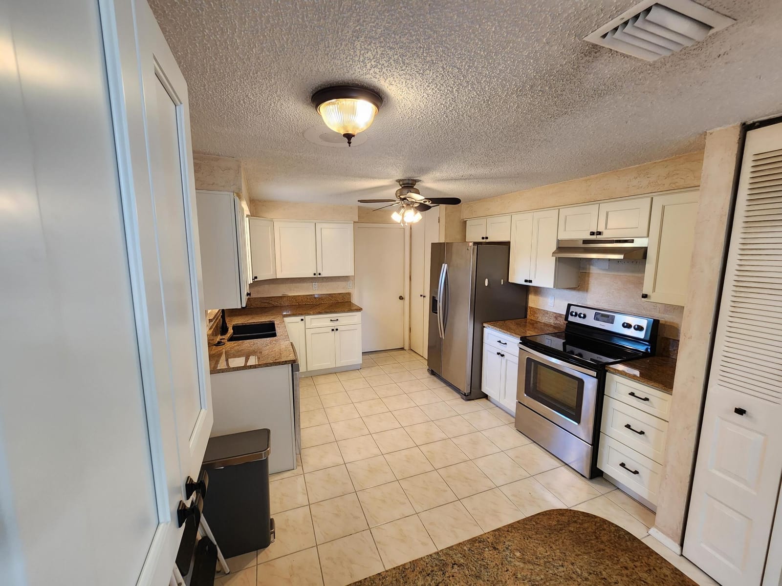 3789 Beresford Road E — photo 8