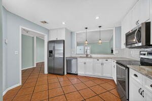 8064 SE Carlton Street — photo 2