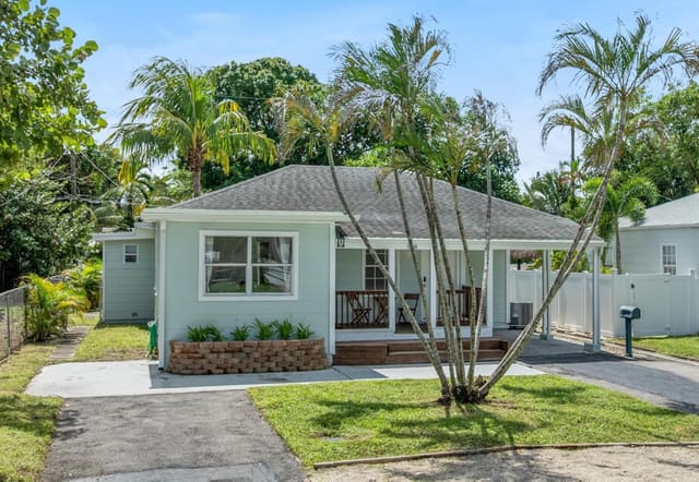 508 SW 11th Street, sold in Tarpon River, Fort Lauderdale, FL