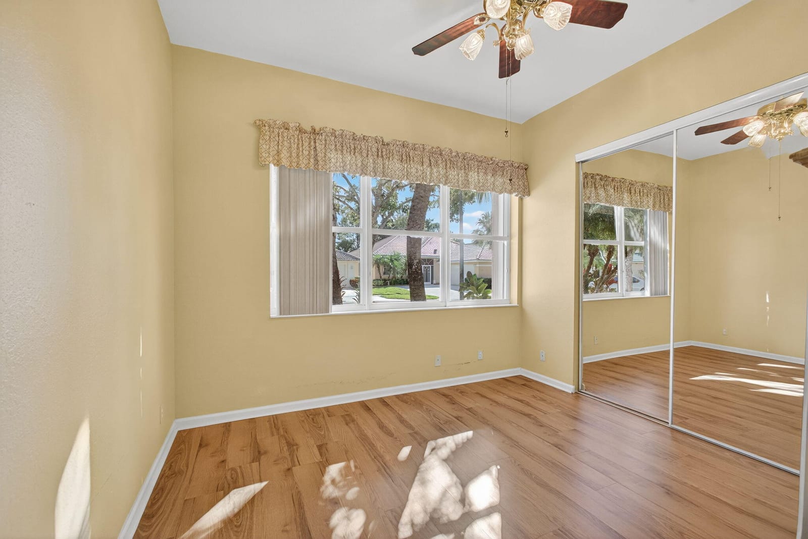 9089 Bay Harbour Circle, West Palm Beach, FL 33411 photo 21