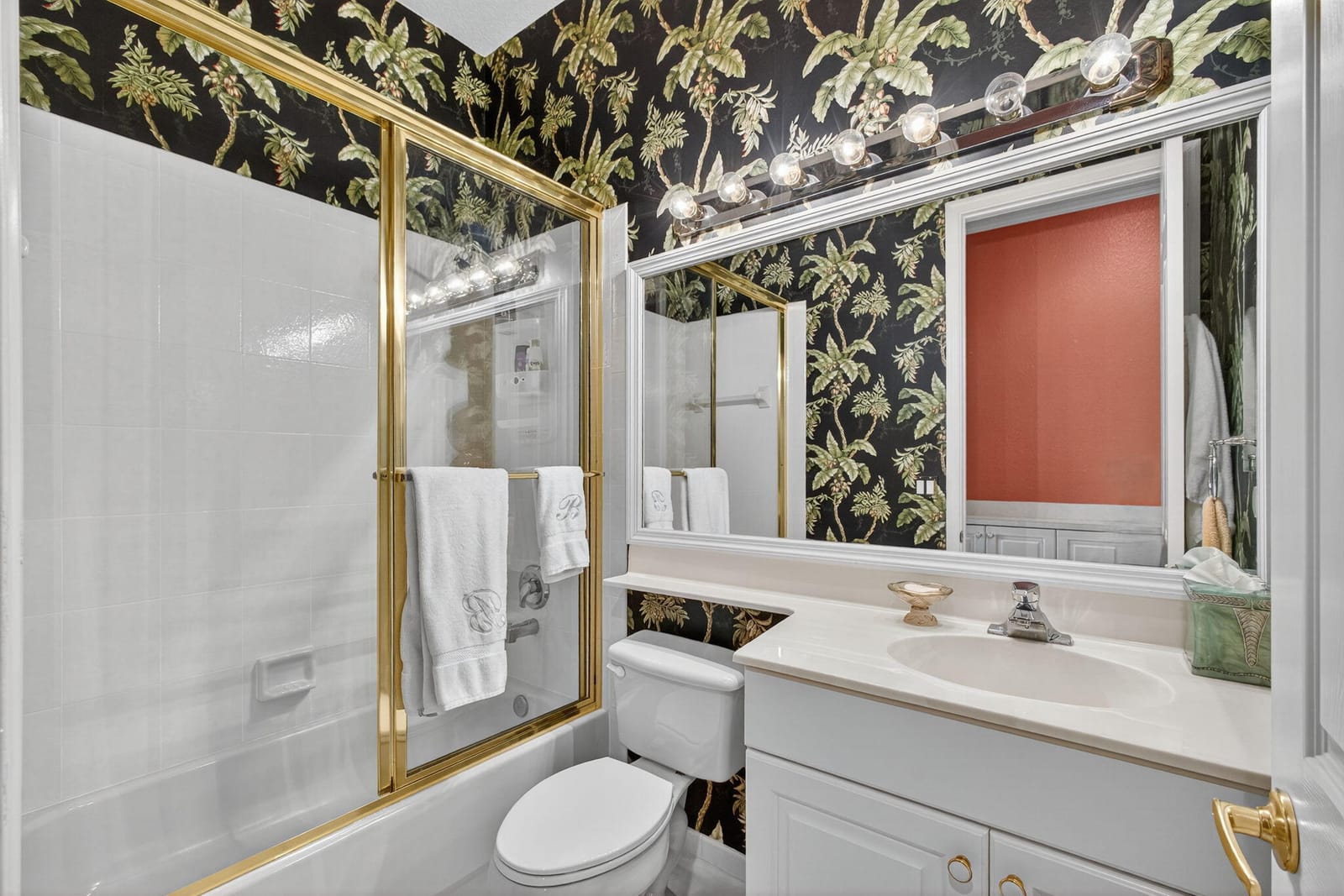 9089 Bay Harbour Circle, West Palm Beach, FL 33411 photo 22