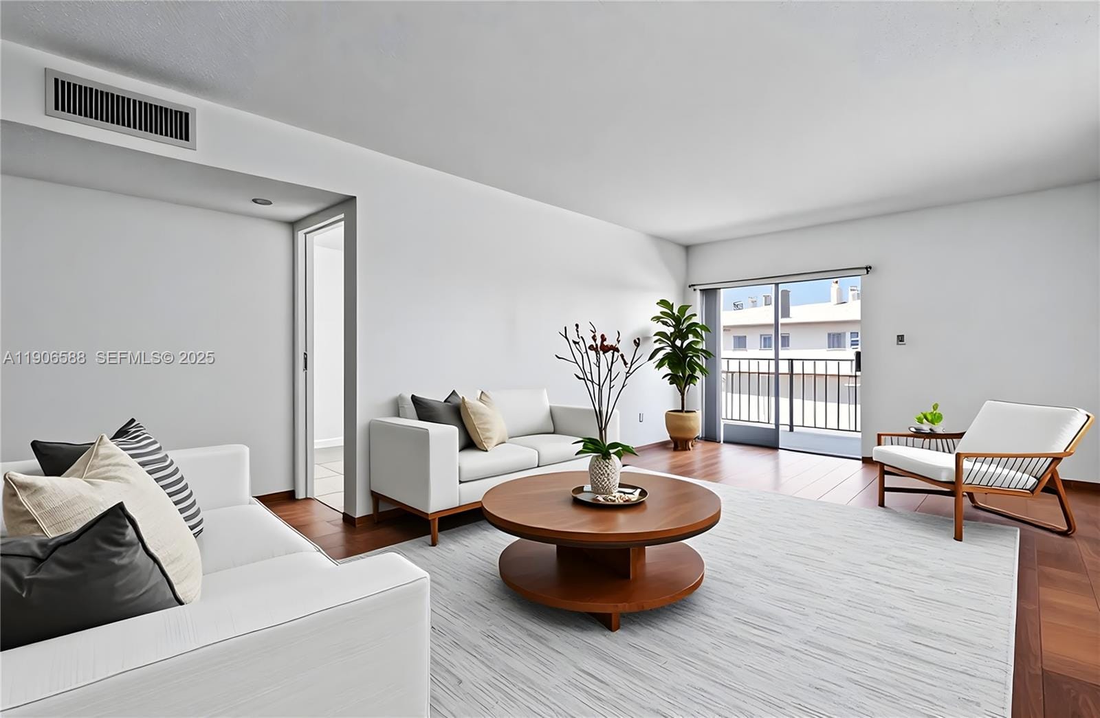 1950 W 54th Street 313, Hialeah, FL 33012