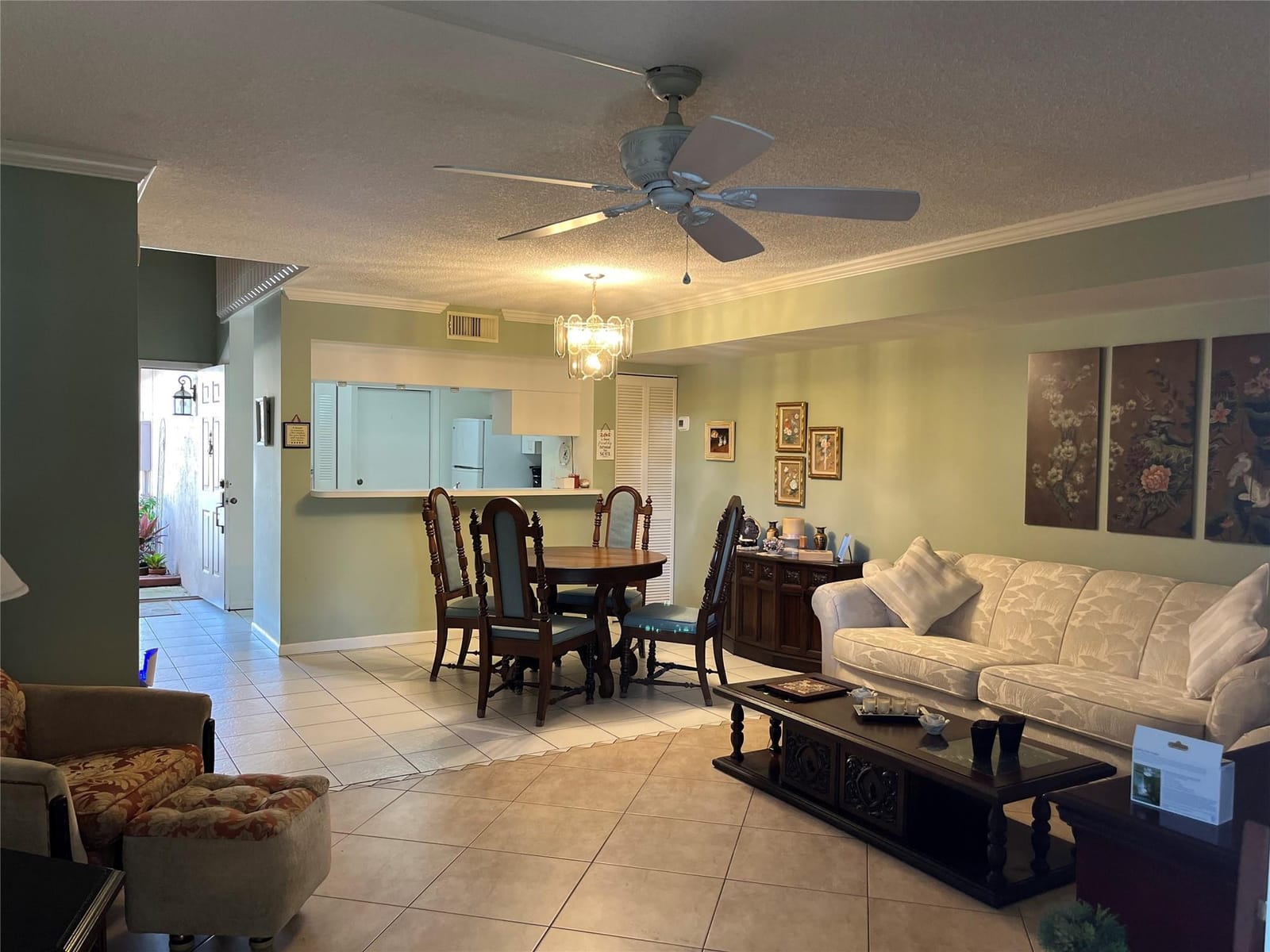 9702 NW 23rd Court 9702 — photo 9