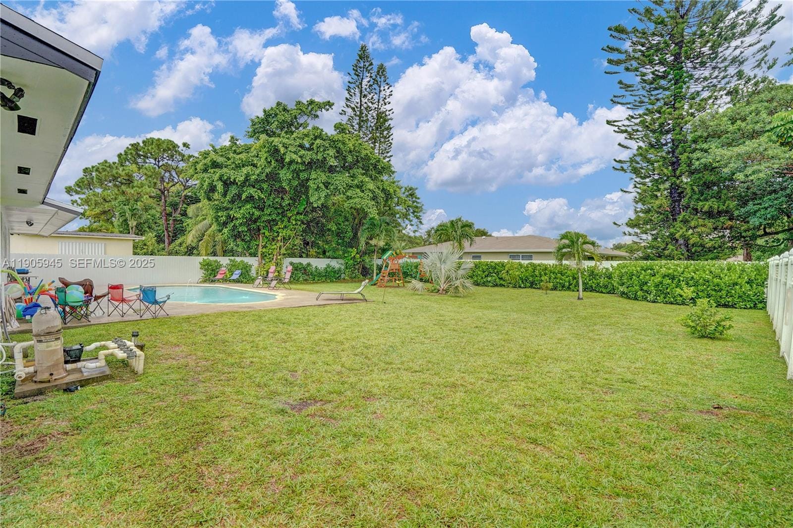 17000 NW 18th Avenue, Miami Gardens, FL 33056 photo 21