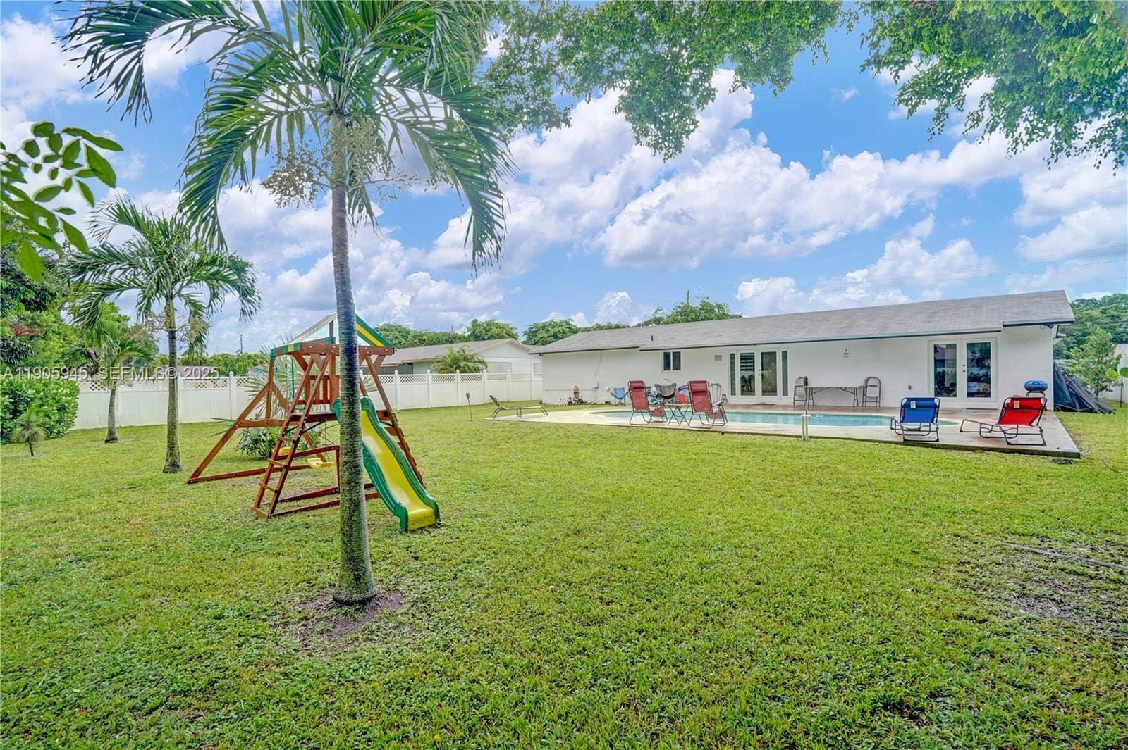 17000 NW 18th Avenue, Miami Gardens, FL 33056 photo 23