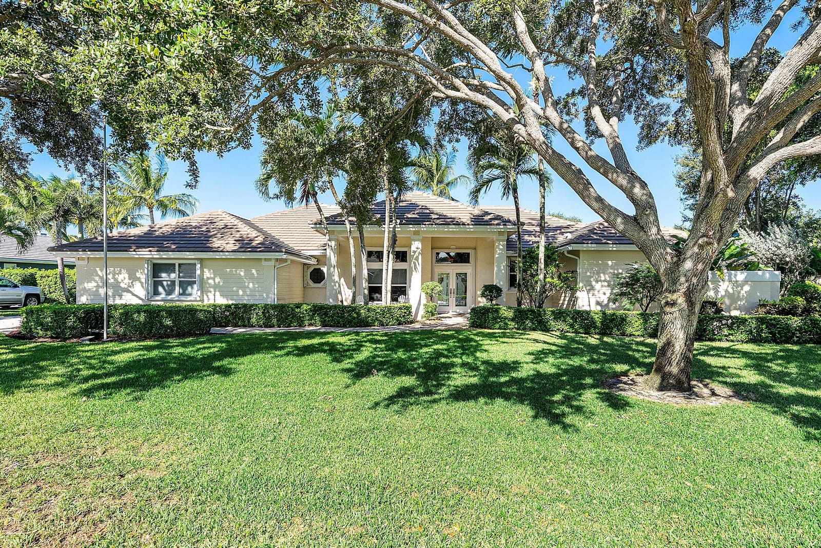 18670 SE Lakeside Way, Jupiter, FL 33469