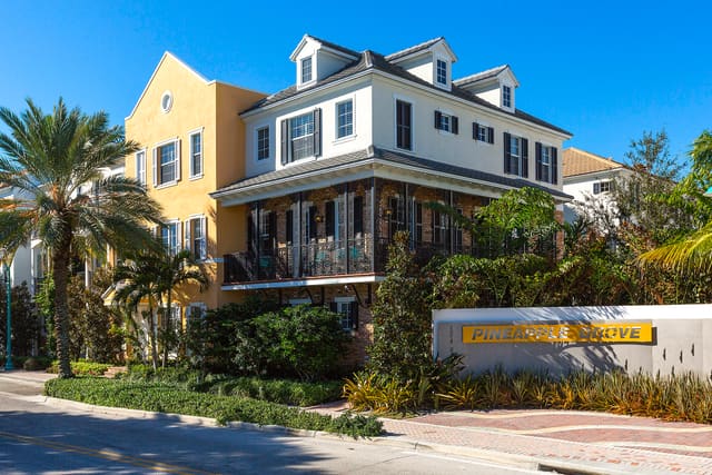389 E Cannery Row Circle, Delray Beach, FL 33444