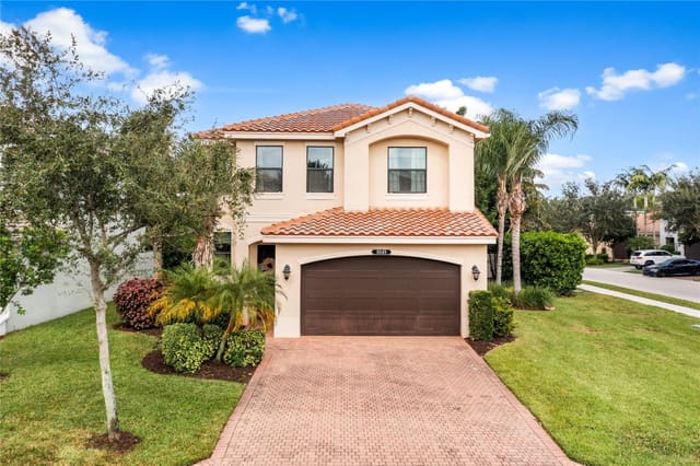 8049 Lemon Serpentine Lane, sold in Tuscany, Boynton Beach, FL