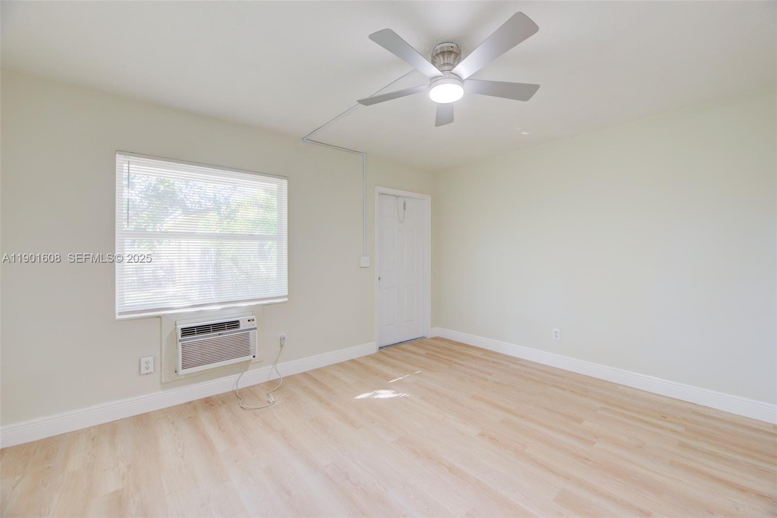 1880 NW 59th Way — photo 8