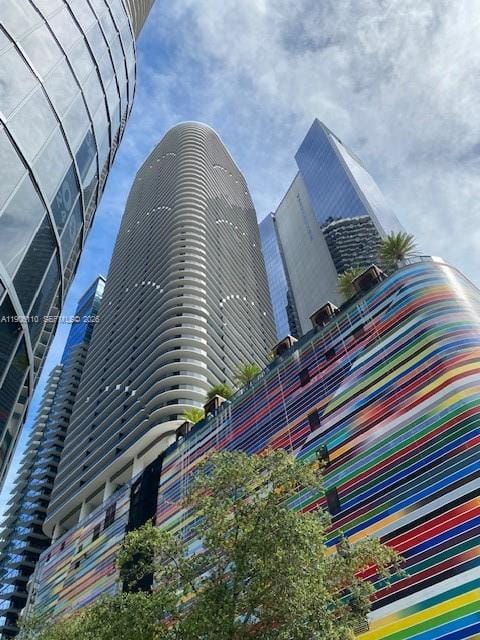 801 S Miami Avenue 604 — photo 4