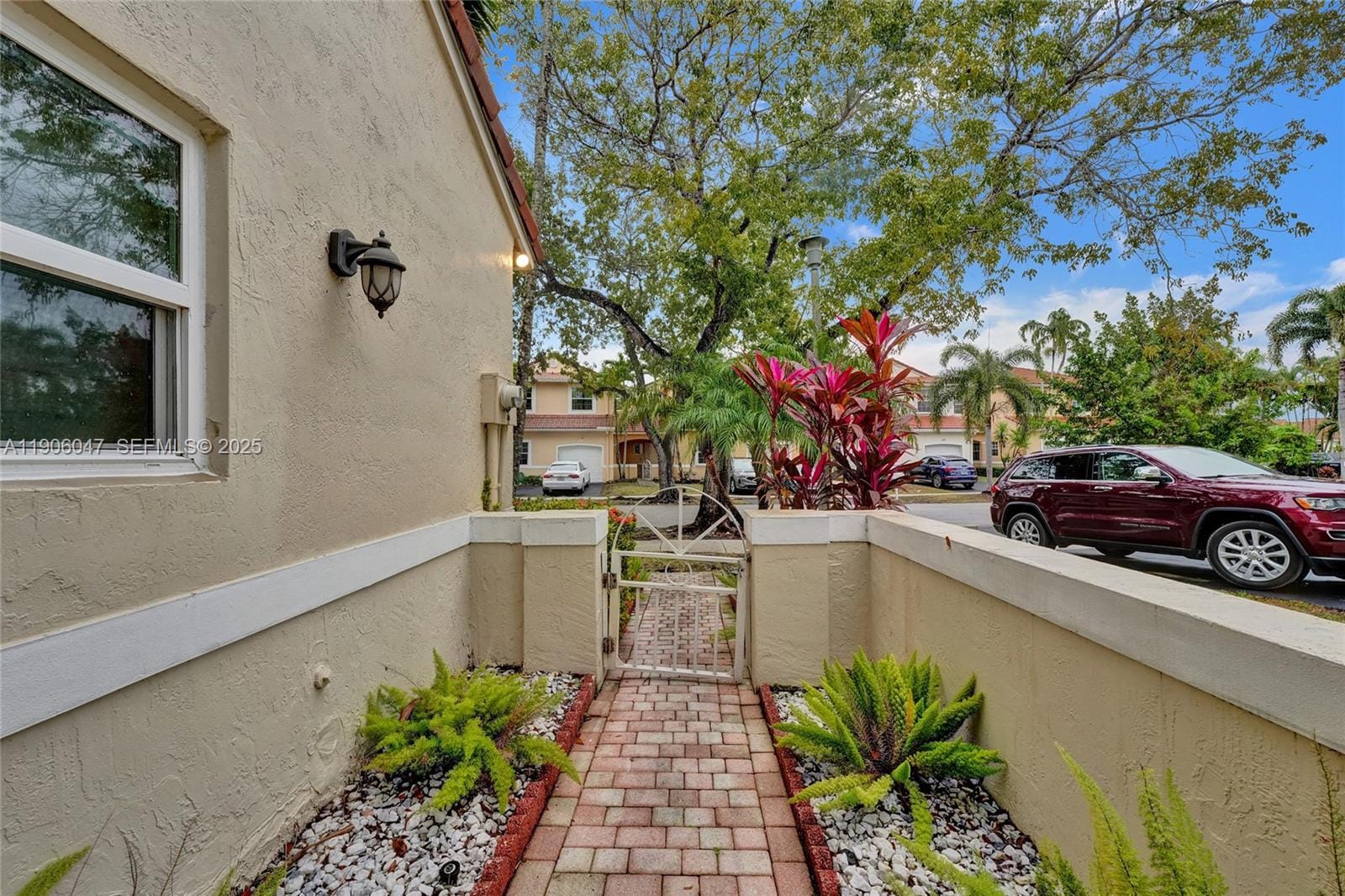 18060 SW 11th Court, Pembroke Pines, FL 33029 photo 3