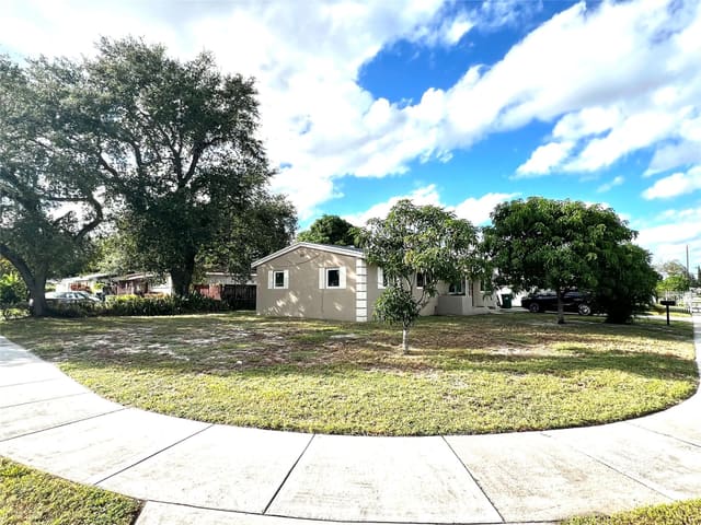 17130 NW 29th Place, Miami Gardens, FL 33056
