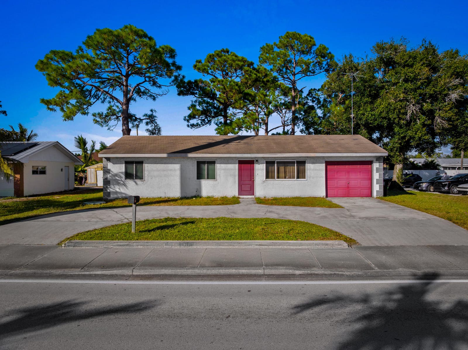 651 SE Port St Lucie Boulevard, Port St. Lucie, FL 34984