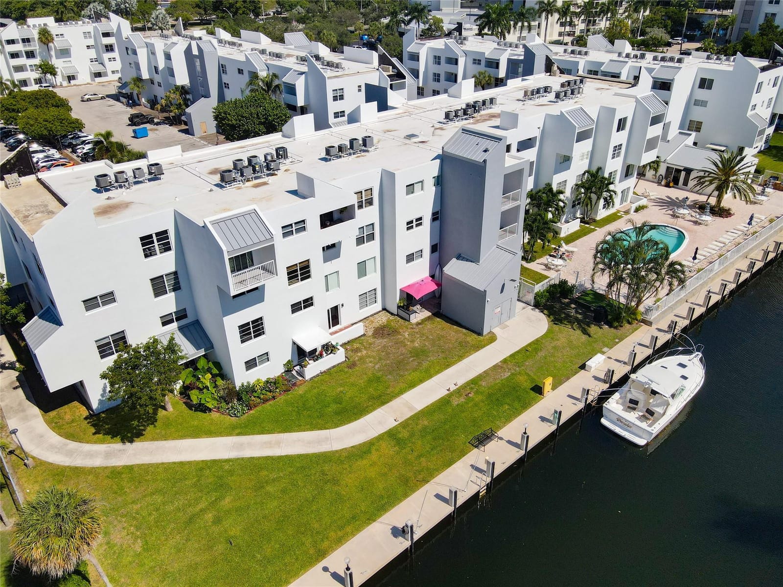 2840 NE 14th Street Causeway 304A, Pompano Beach, FL 33062 photo 16