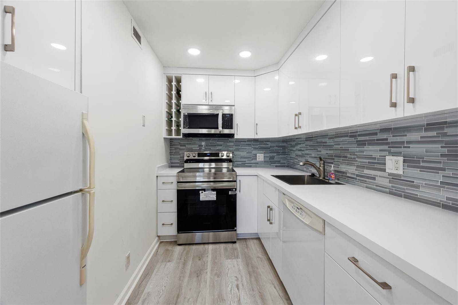 2840 NE 14th Street Causeway 304A, Pompano Beach, FL 33062 photo 19