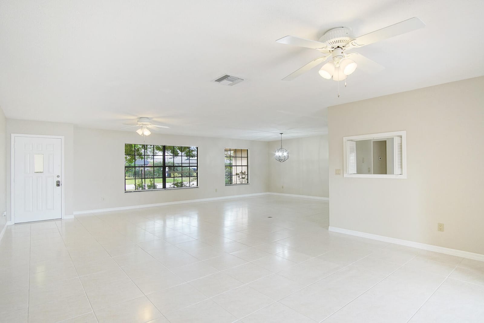 560 W Forest Trail, Vero Beach, FL 32962 photo 6
