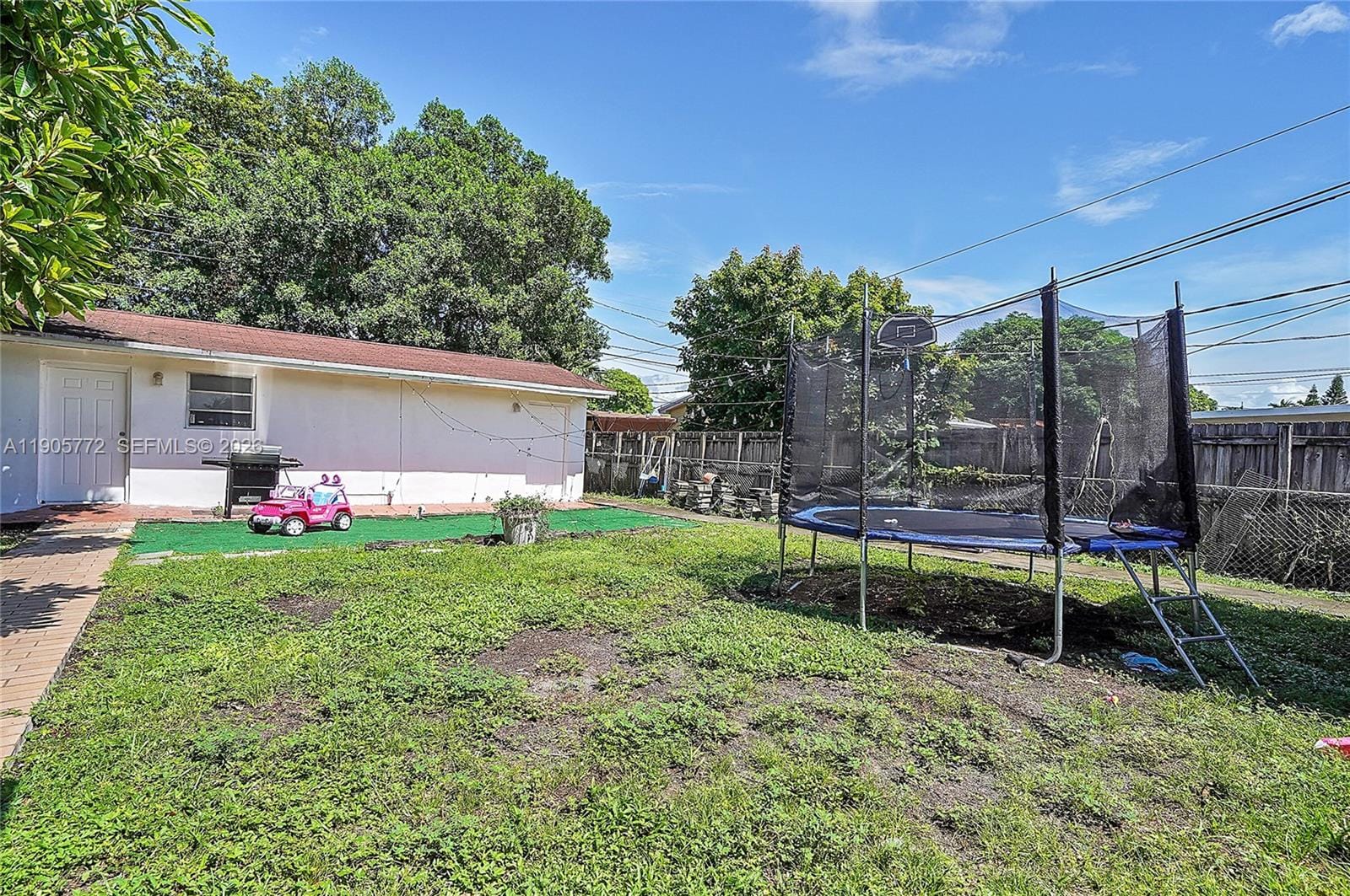 671 E 53rd Street, Hialeah, FL 33013 photo 27