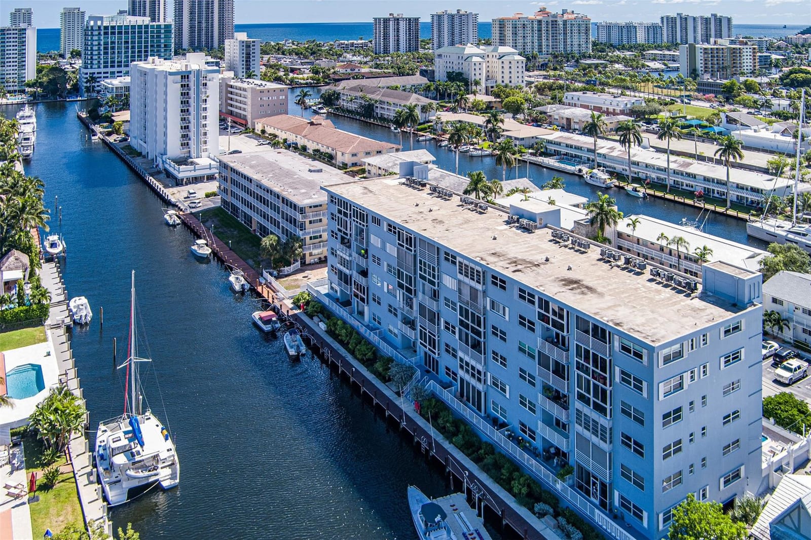 2829 NE 33rd Court 202, Fort Lauderdale, FL 33306