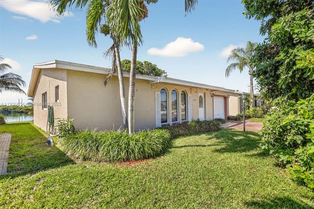 4871 NW 18th Avenue, Deerfield Beach, FL 33064