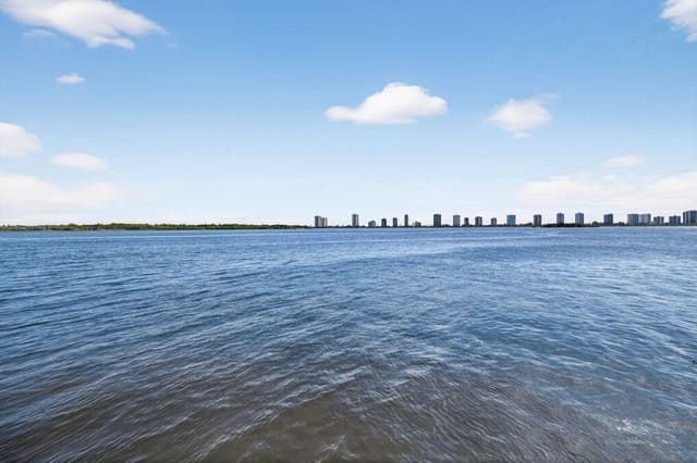 105 Paradise Harbour Boulevard 102, sold in Paradise Harbour Condo, North Palm Beach, FL