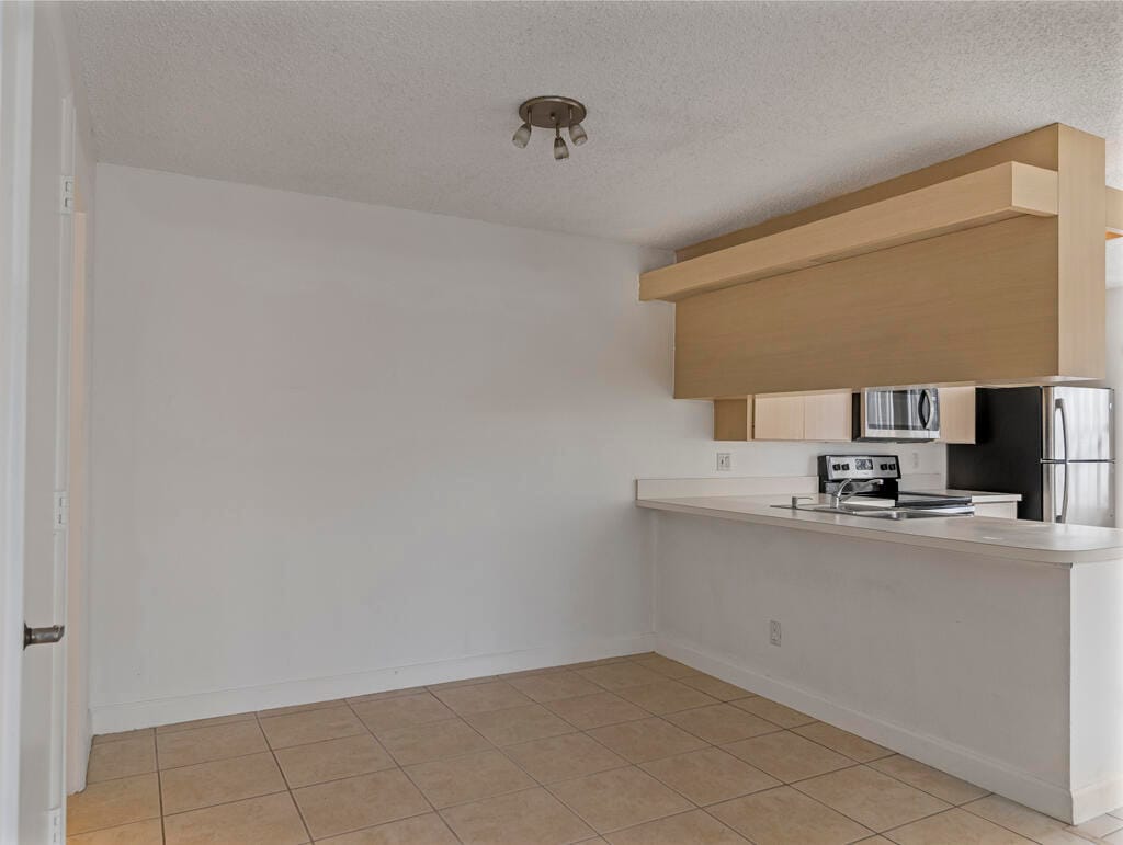 1923 Stratford Way, West Palm Beach, FL 33409 photo 11