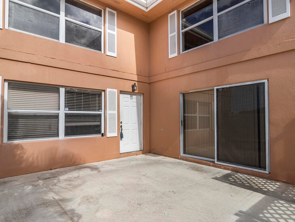 1923 Stratford Way, West Palm Beach, FL 33409 photo 9