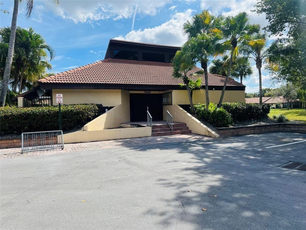 7202 Primrose Lane 7202, Tamarac, FL 33321 photo 22
