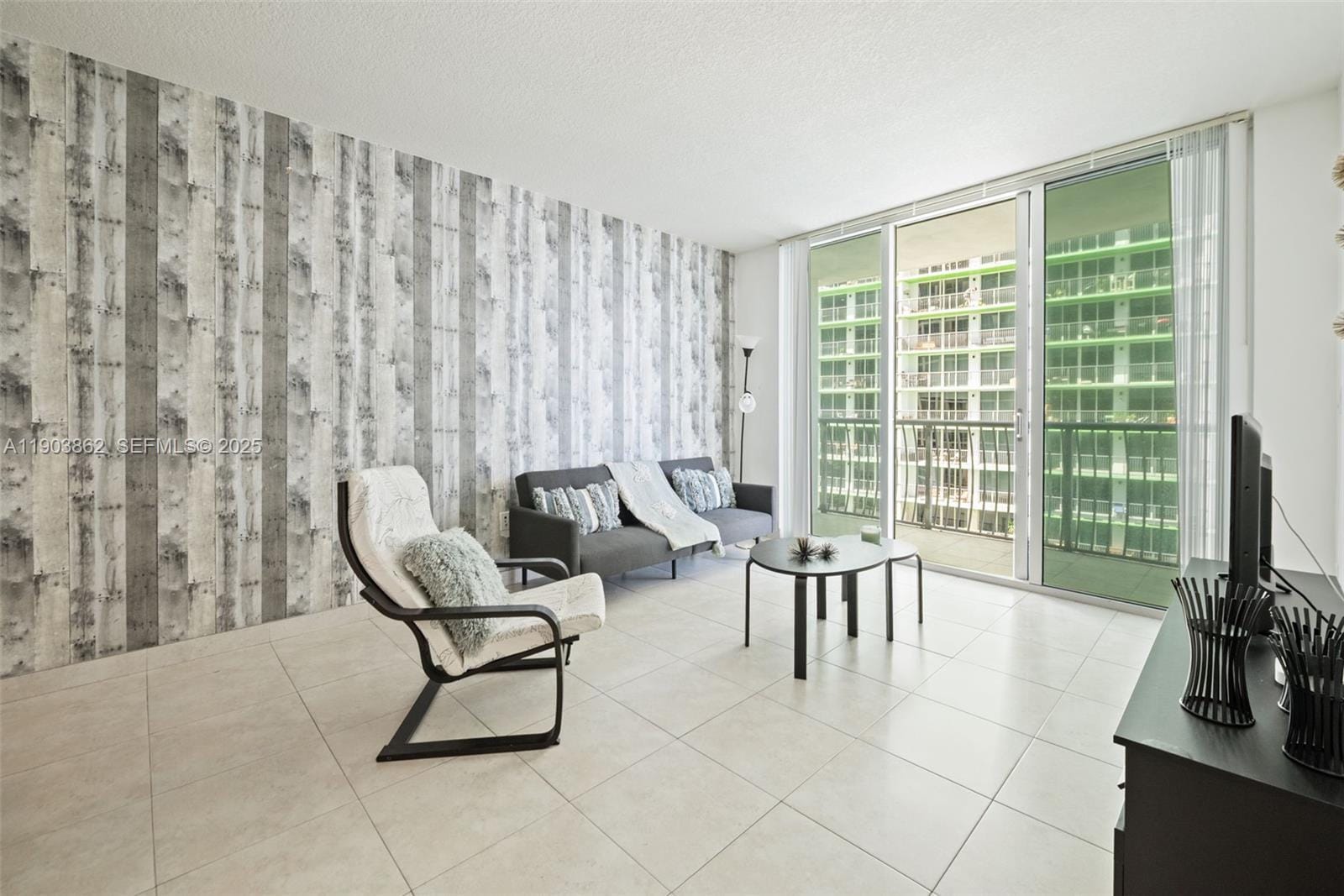 1750 N Bayshore Drive 1705 — photo 4