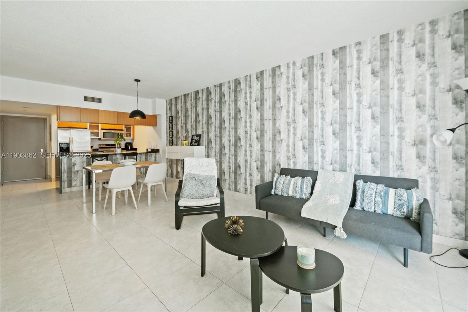 1750 N Bayshore Drive 1705 — photo 5