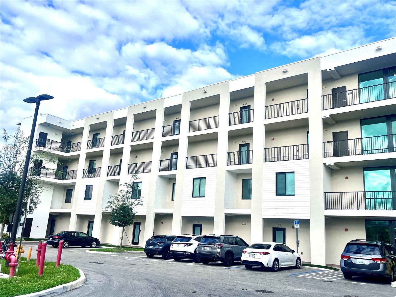 8001 NW 41 Street F311, Doral, FL 33166, Doral