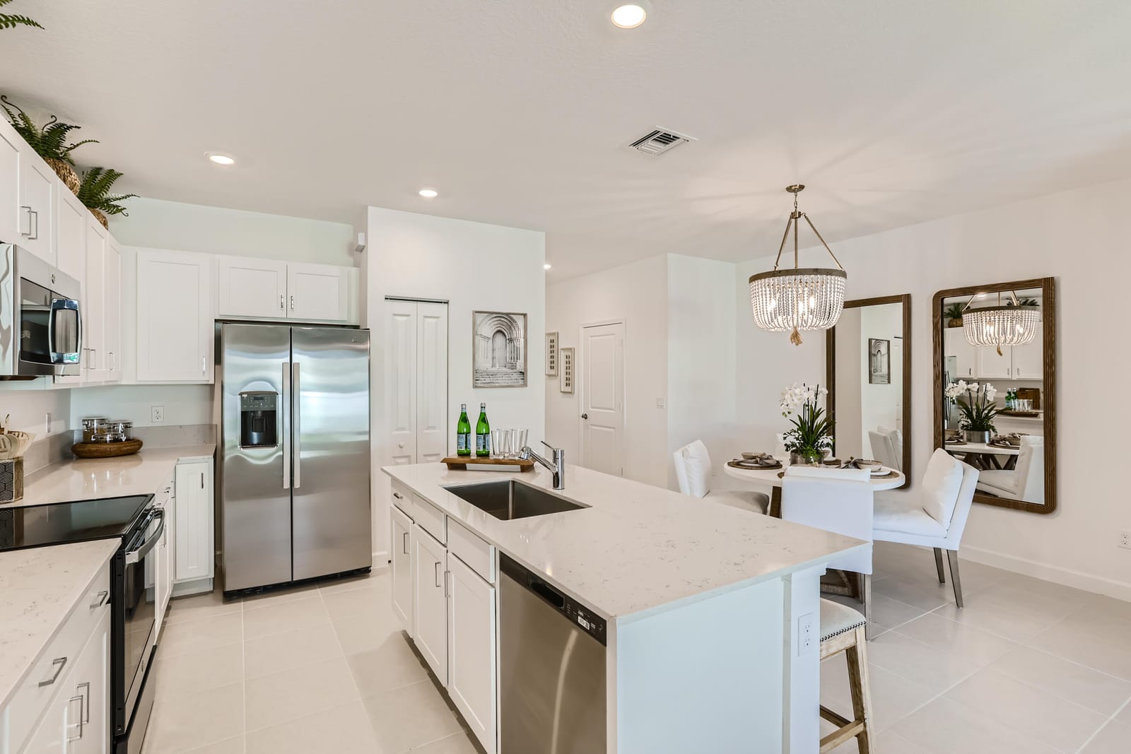 822 SE Grovebush Lane, Port St. Lucie, FL 34984