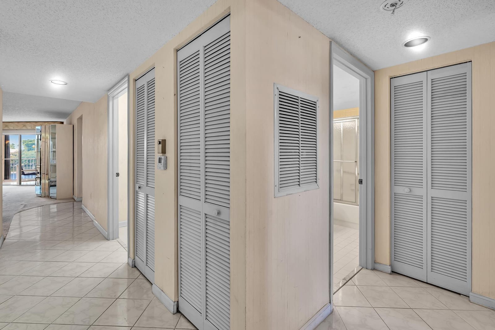 7377 Granville Drive 311, Fort Lauderdale, FL 33321 photo 14