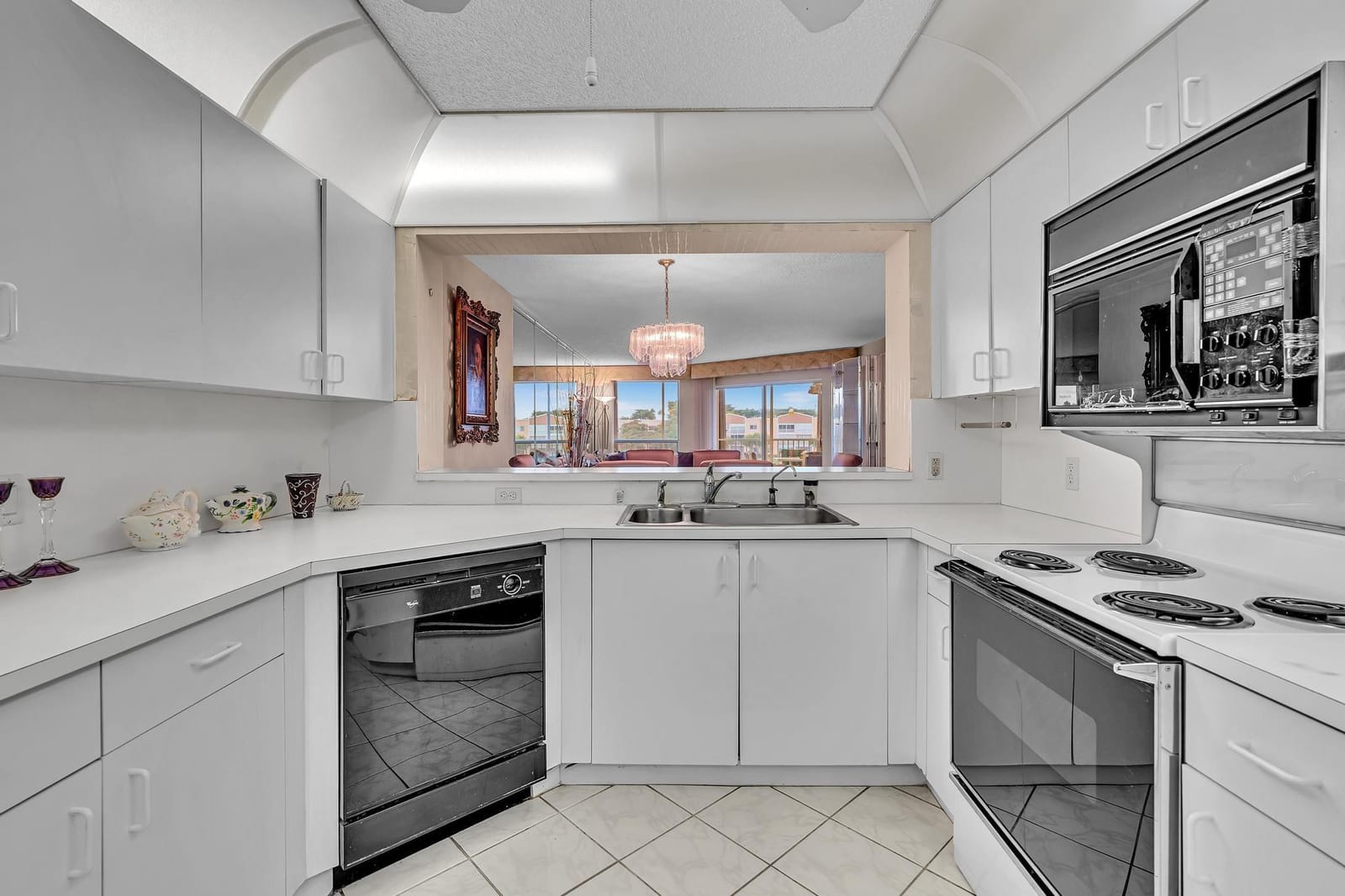 7377 Granville Drive 311 — photo 6