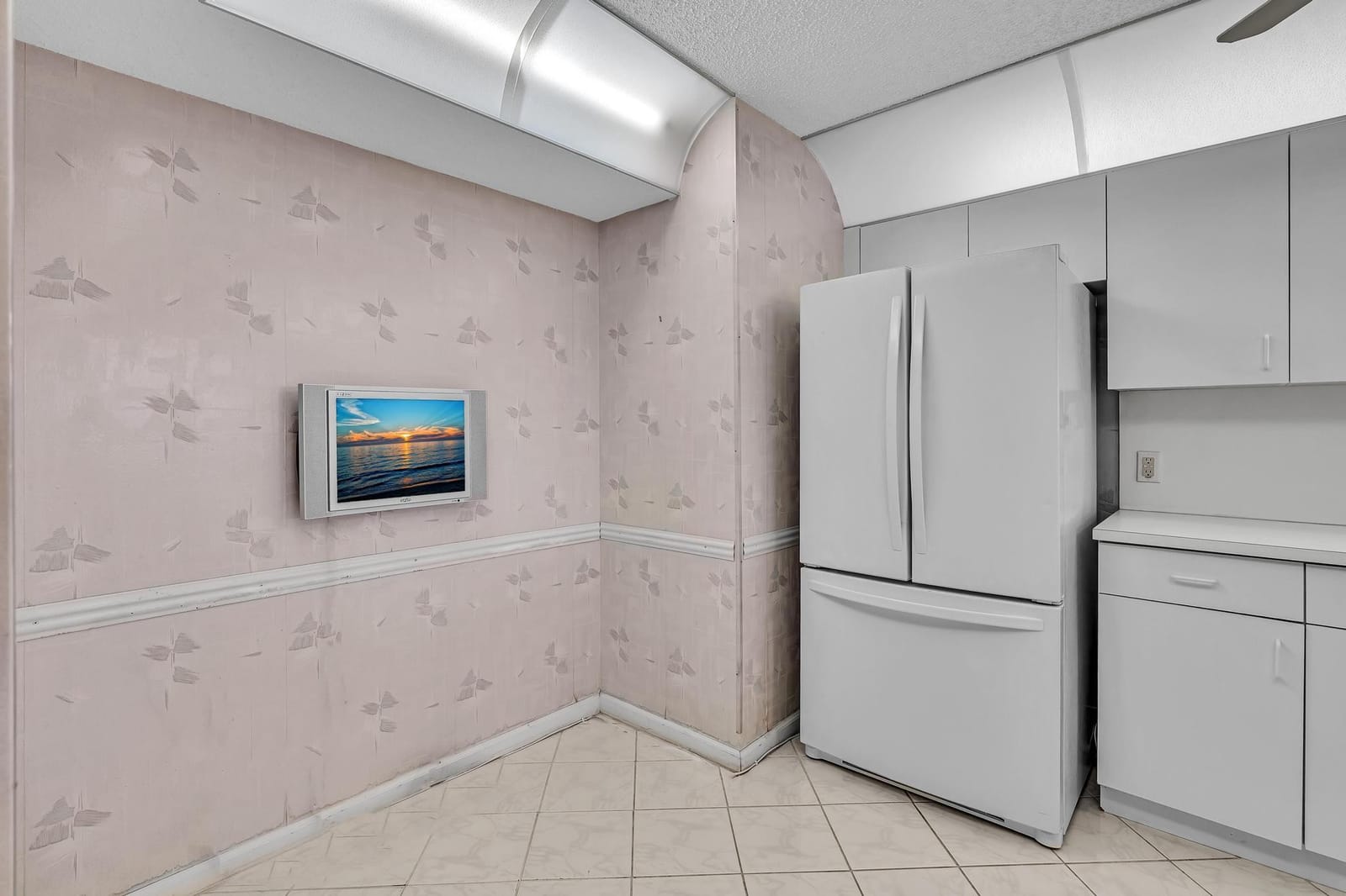 7377 Granville Drive 311 — photo 9