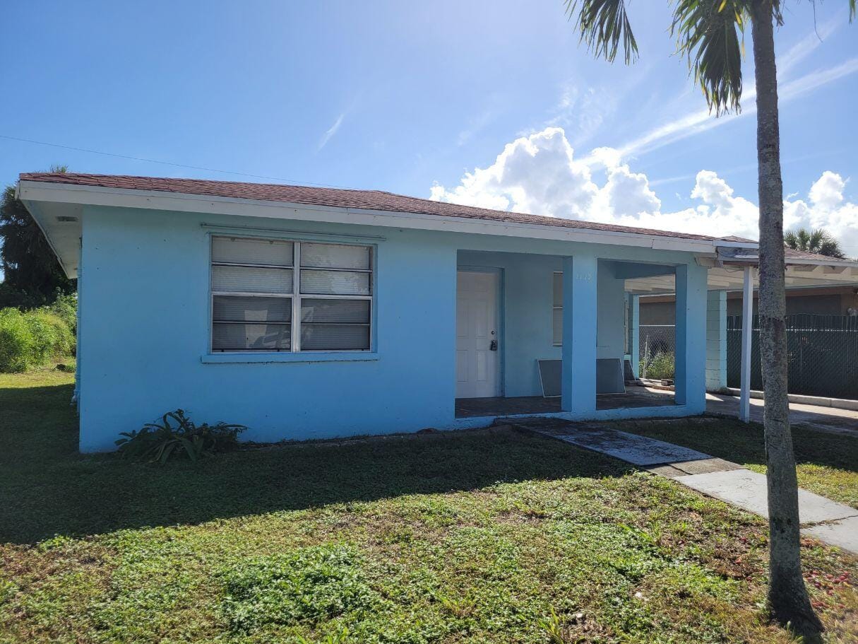 1119 W 32nd Street, Riviera Beach, FL 33404 photo 4
