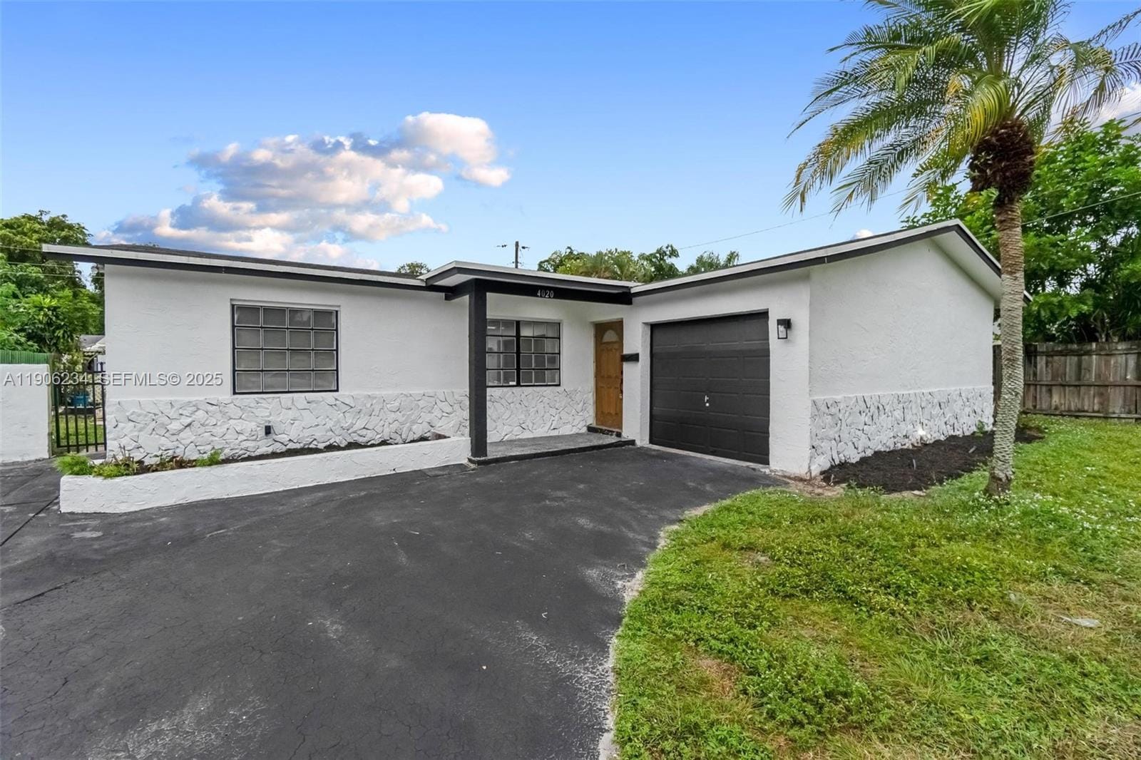 4020 N 67th Avenue, Hollywood, FL 33024 photo 2