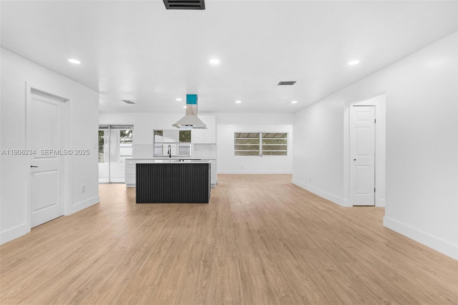 4020 N 67th Avenue, Hollywood, FL 33024 photo 4