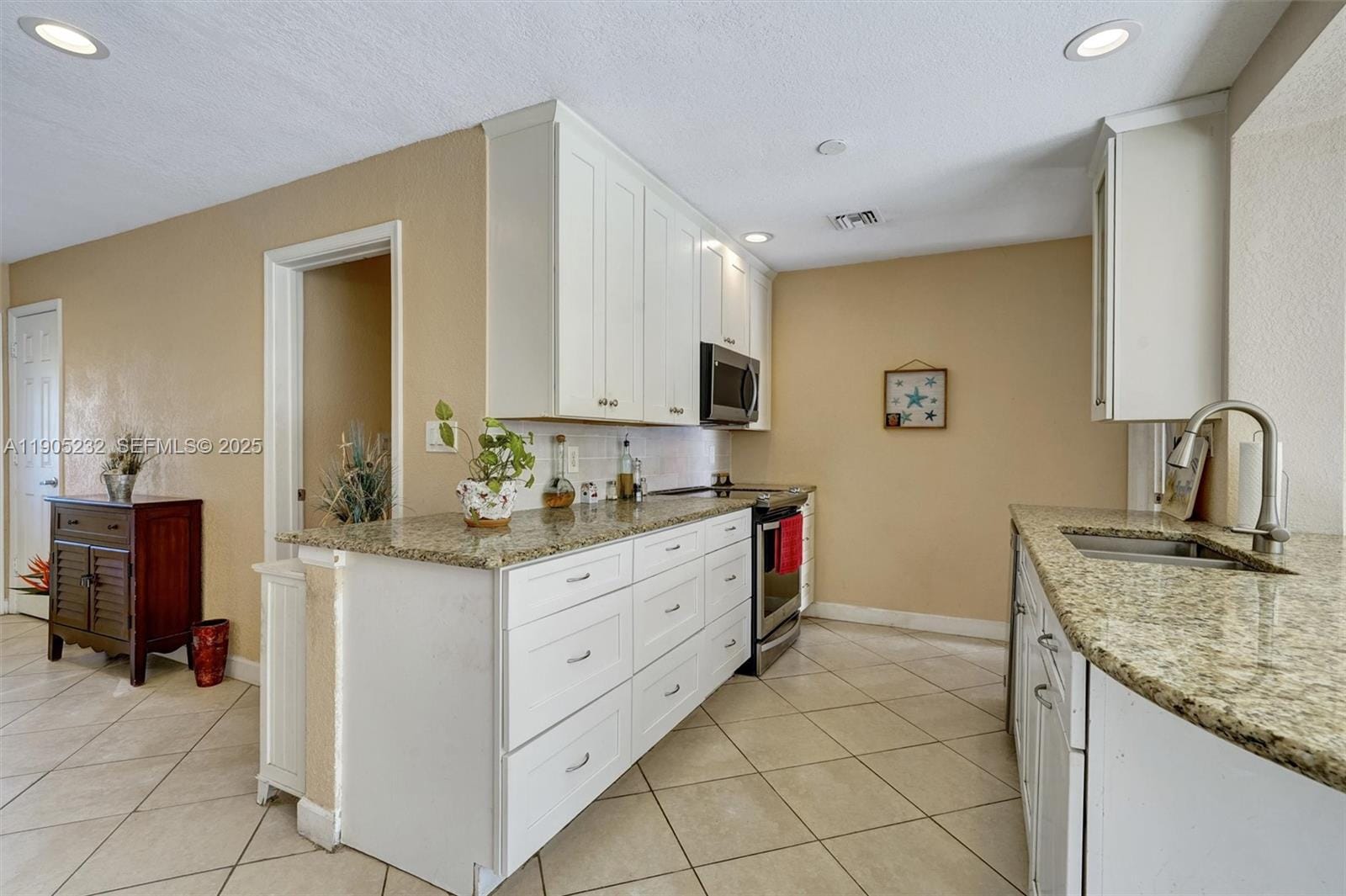 6740 Douglas Street, Hollywood, FL 33024 photo 7