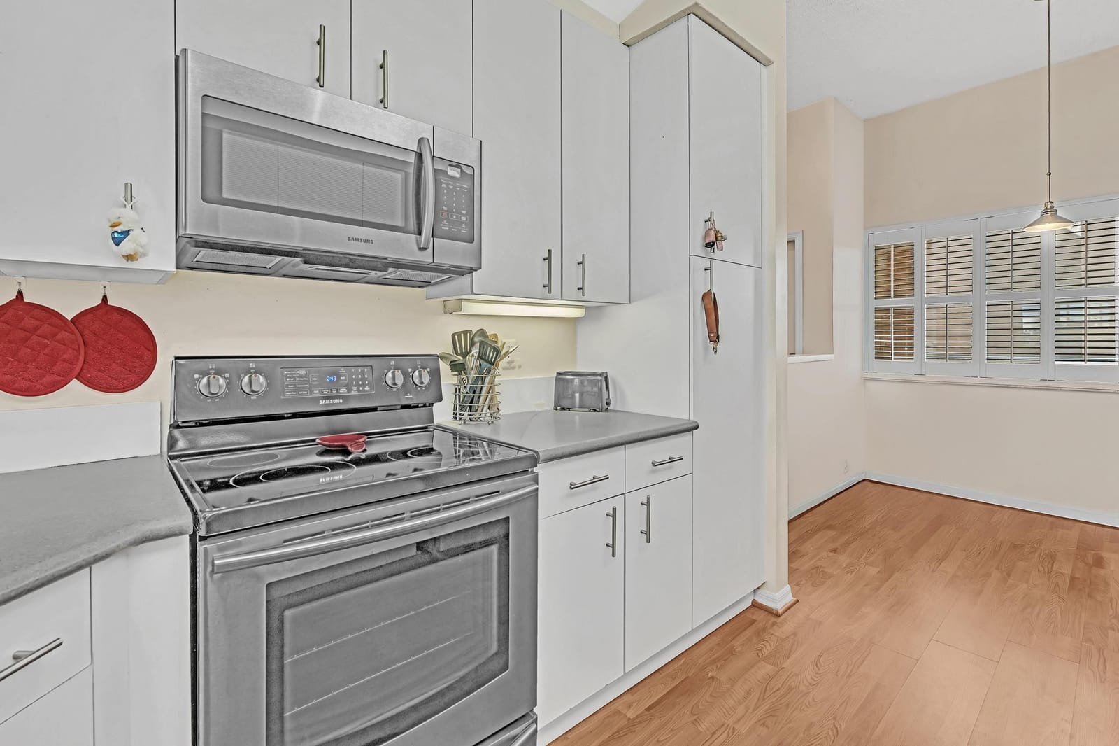 7802 Trent Drive 406 — photo 4