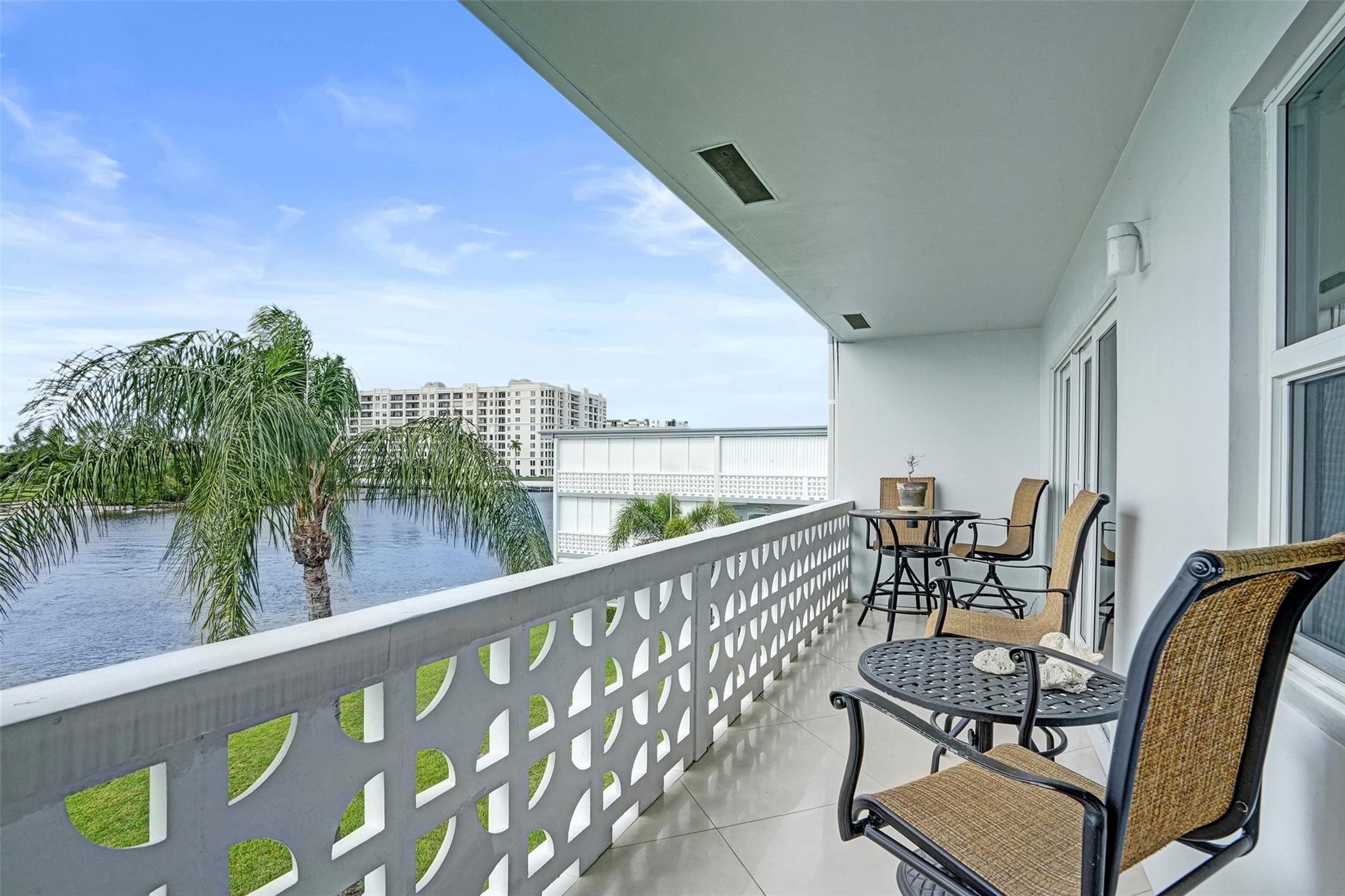 1001 N Riverside Drive 304, Pompano Beach, FL 33062