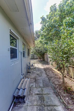 328 E Jasmine Drive, Lake Park, FL 33403 photo 15
