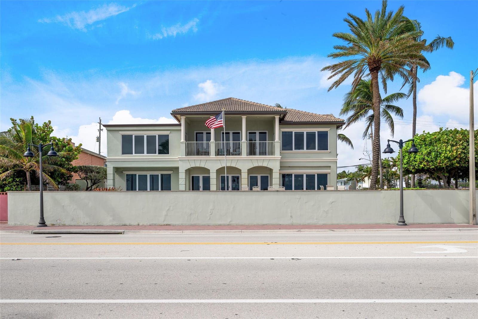 1617 N Fort Laud Bch Boulevard — photo 7