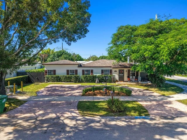 4200 SW 60th Court, sold in Golfers Haven, Miami, FL