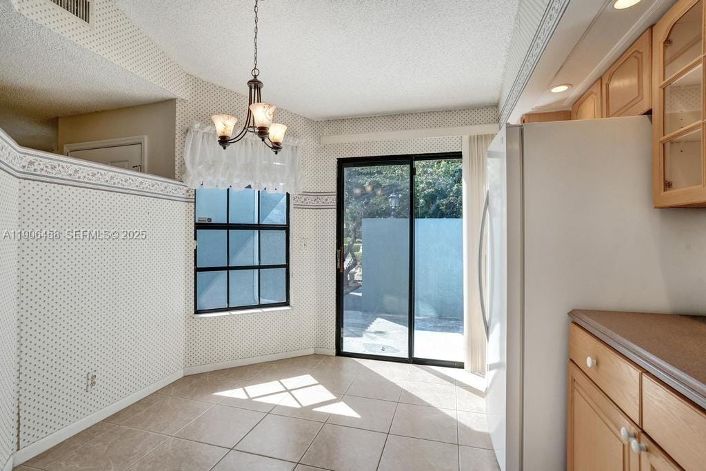 8465 Waterford Circle — photo 3